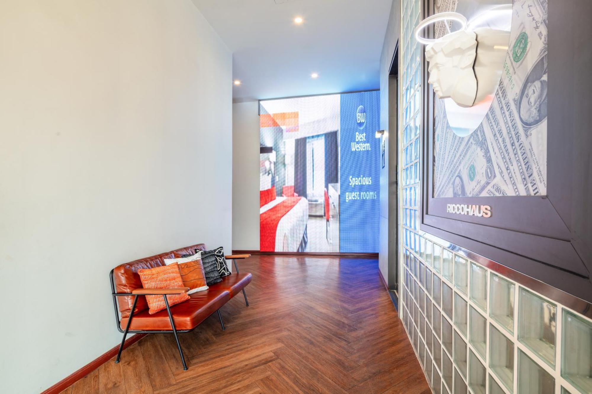 Surestay By Best Western Iconic Ari-Jatujak Bangkok Ngoại thất bức ảnh