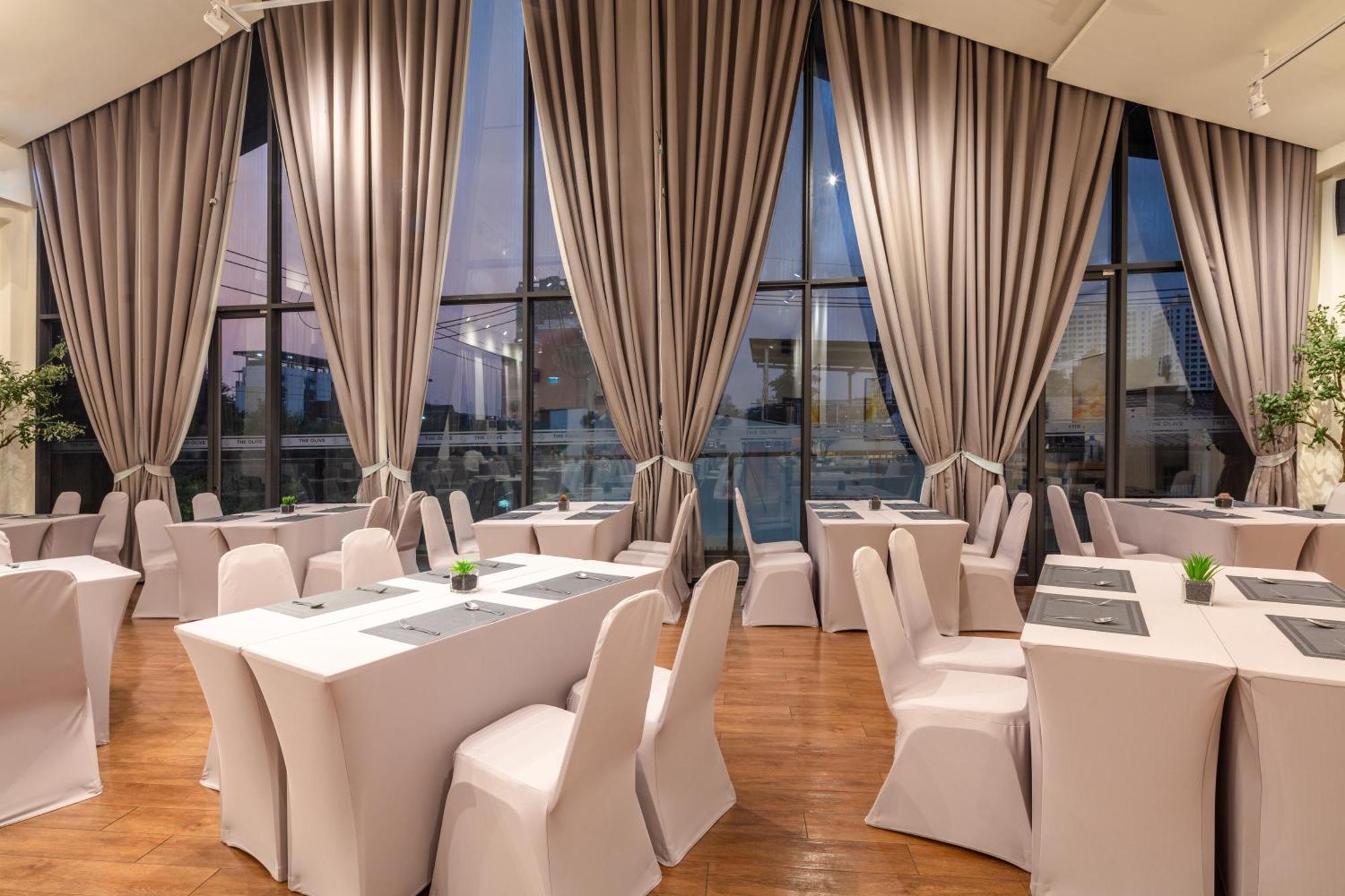 Surestay By Best Western Iconic Ari-Jatujak Bangkok Ngoại thất bức ảnh