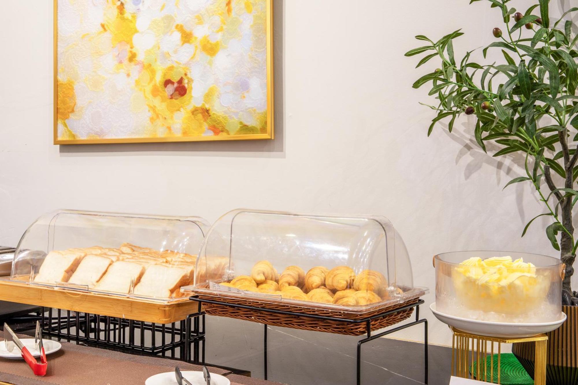 Surestay By Best Western Iconic Ari-Jatujak Bangkok Ngoại thất bức ảnh