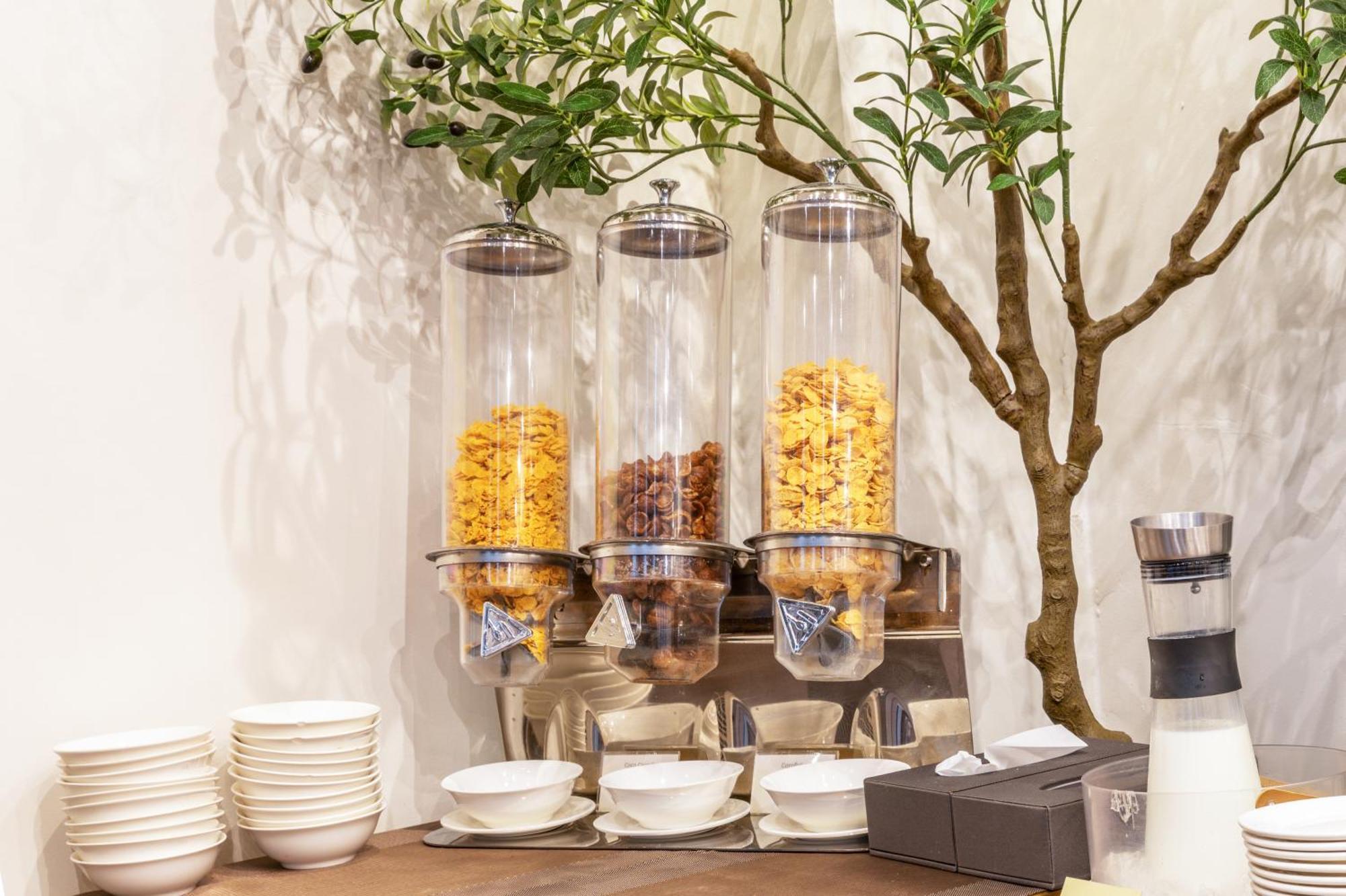 Surestay By Best Western Iconic Ari-Jatujak Bangkok Ngoại thất bức ảnh